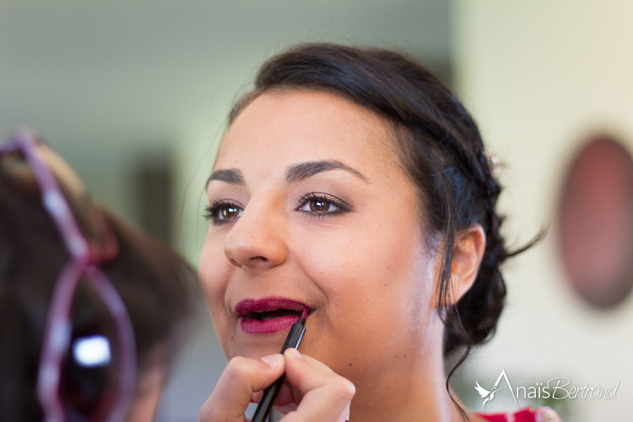 photo de mariage, preparation de la mariee, Anais Bertrand photographe mariage