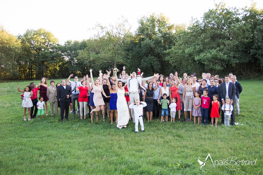 photo mariage E et B, Anais Bertrand photographe mariage, photo groupe