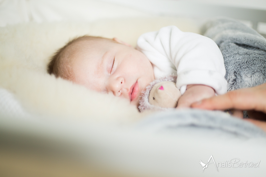 séance naissance Toulouse, Anaïs Bertrand photographe famille et naissance